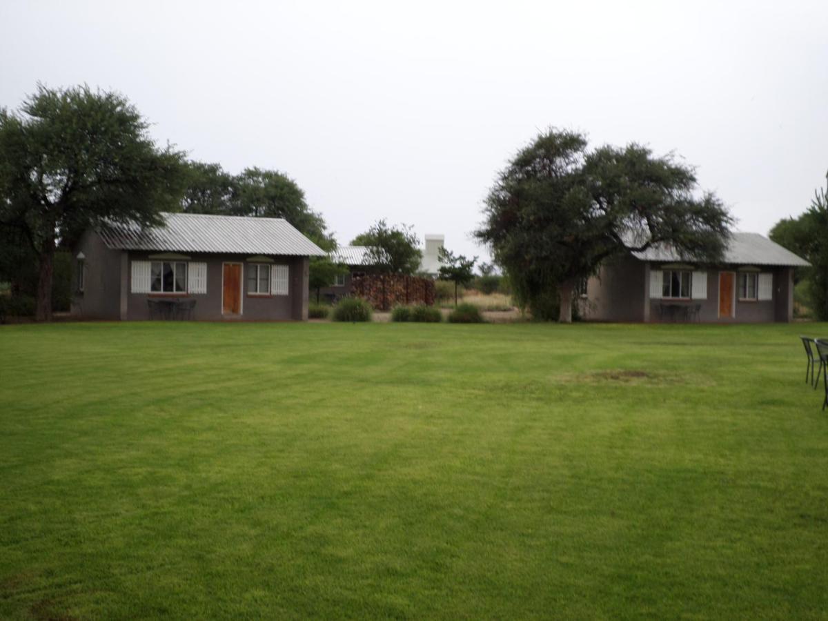 Out Of Nature Country Lodge ويندهوك المظهر الخارجي الصورة